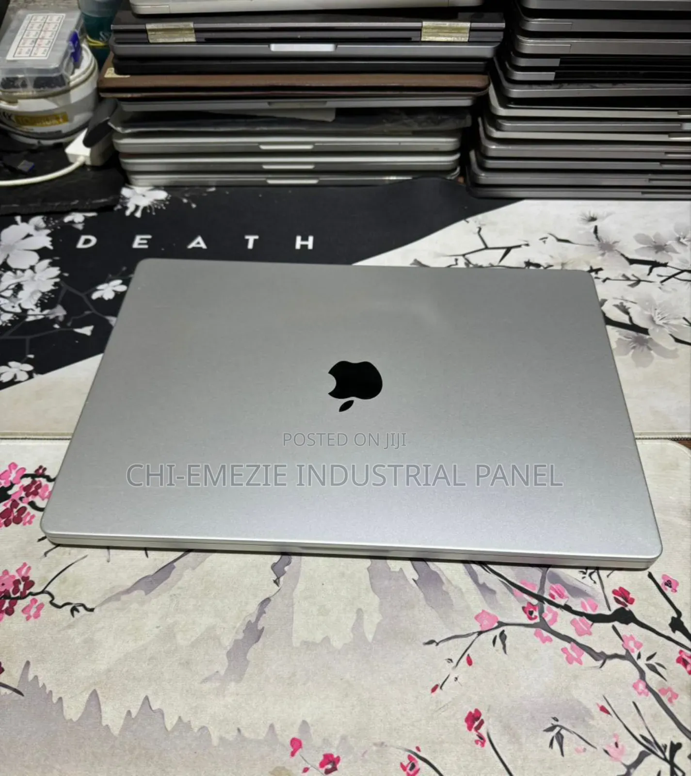 Apple MacBook Pro 2023 M3 Pro 16-inch 18GB Apple M3 Pro SSD 512GB