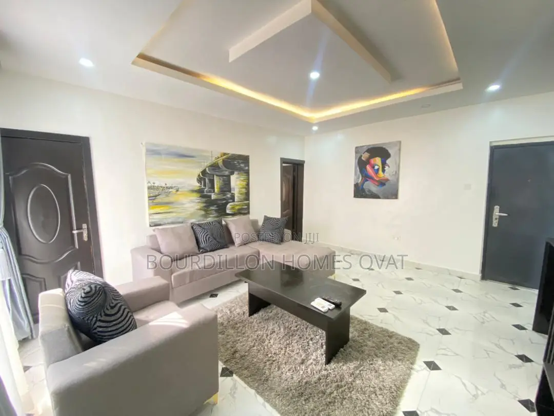Furnished 1bdrm Apartment in Lekki Phase 1 for sale