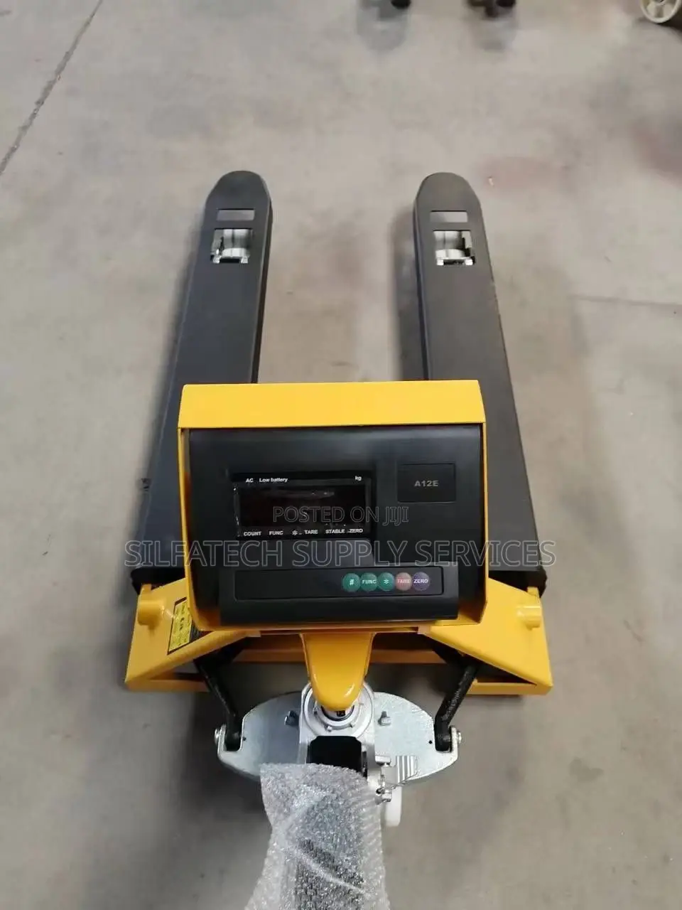 Original and Reliable Load Carrier/Forklift (3000kg)