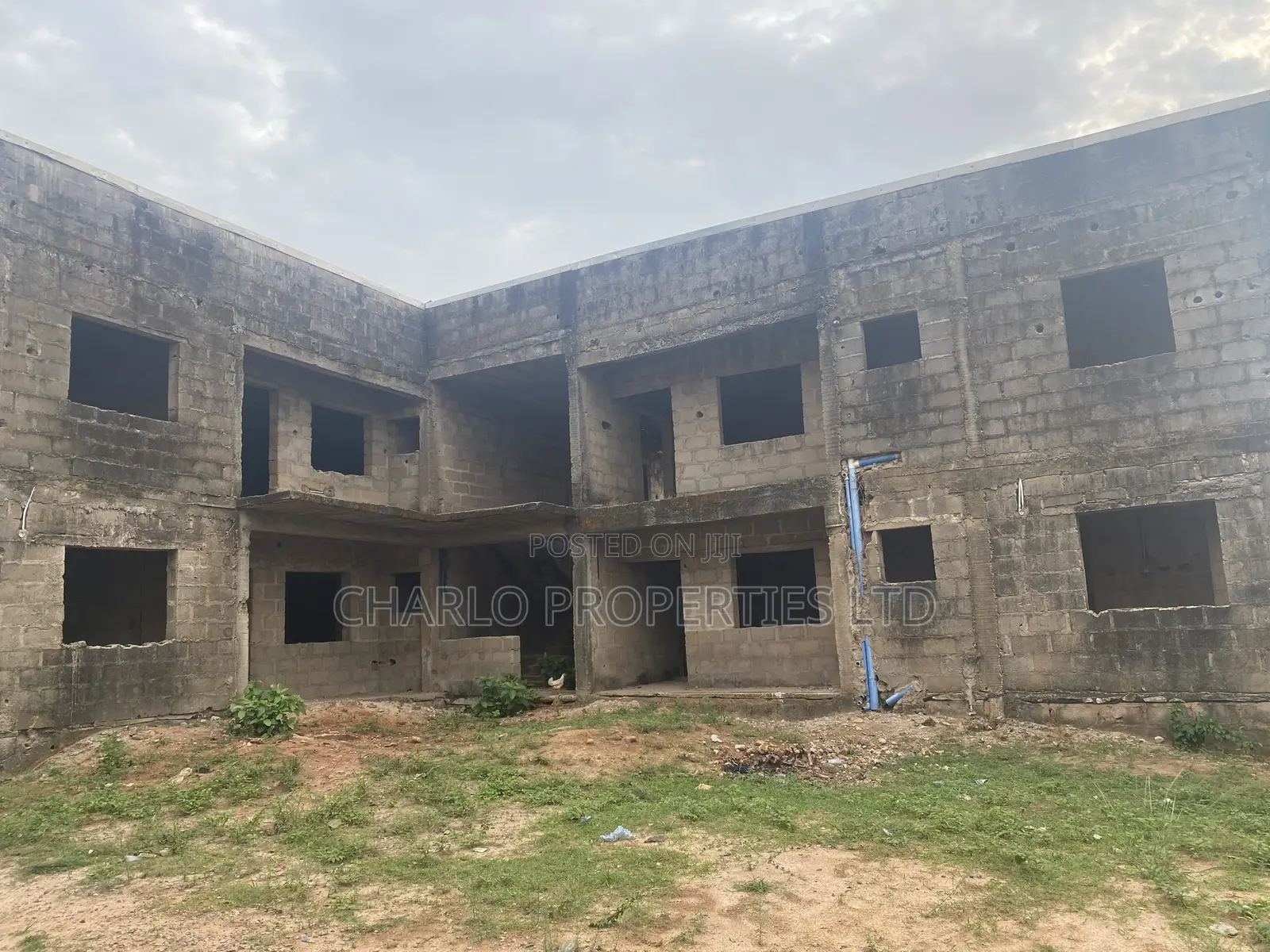 20bdrm Block of Flats in Benin City for sale
