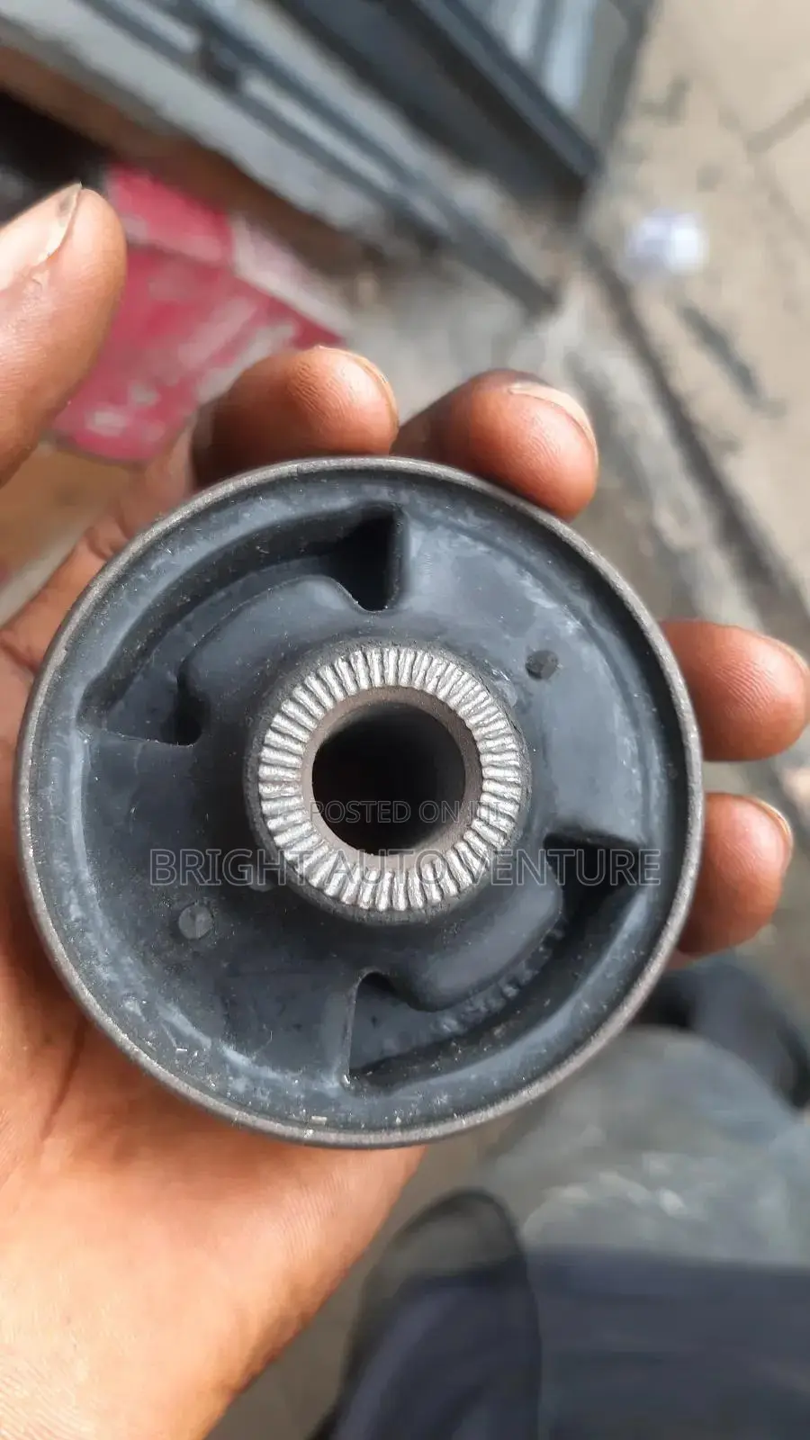 Lower Arm Bushing for Hyundai Sonata Santafe Sportage Optim
