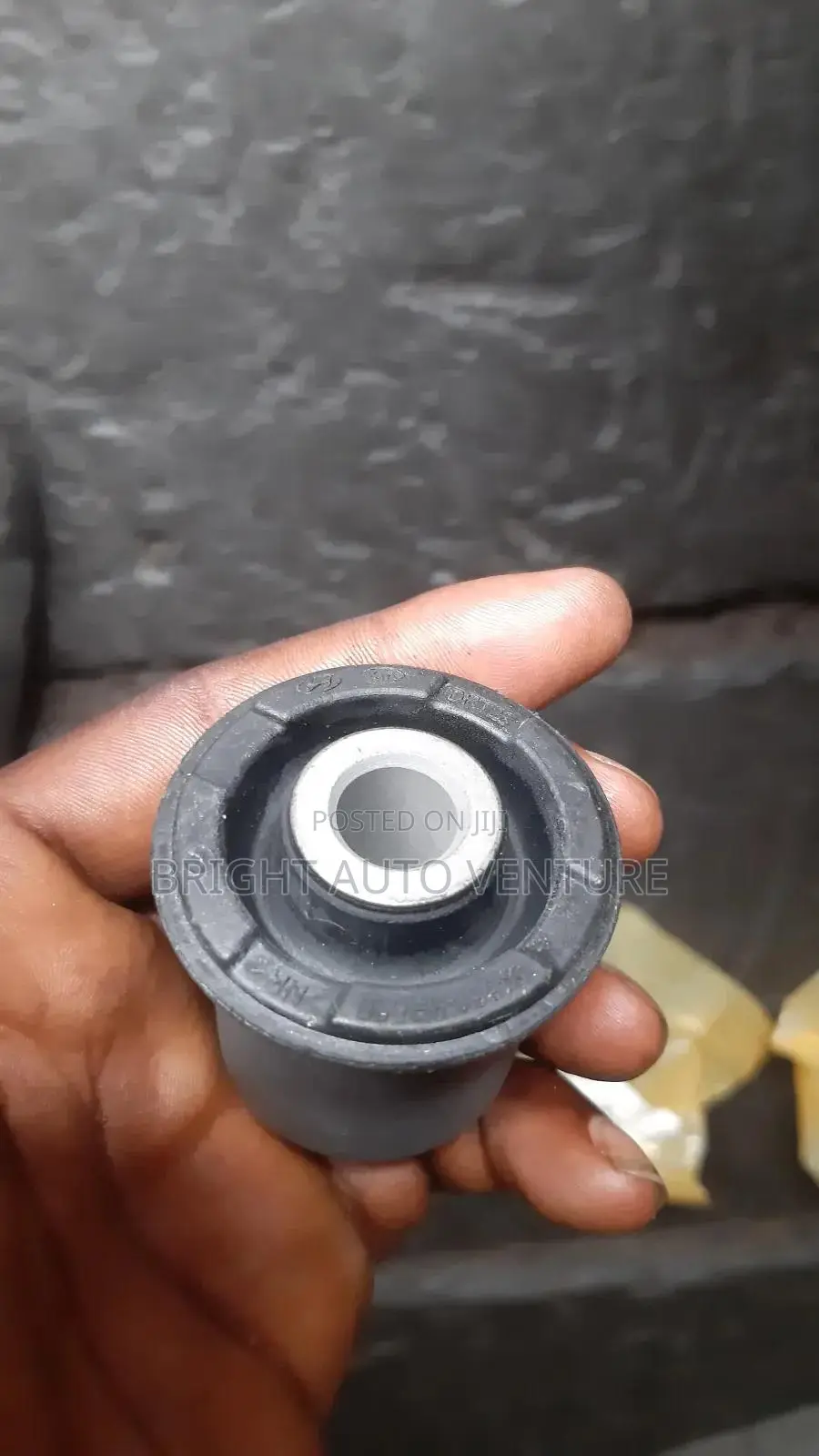 Lower Arm Bushing for Hyundai Sonata Santafe Sportage Optim