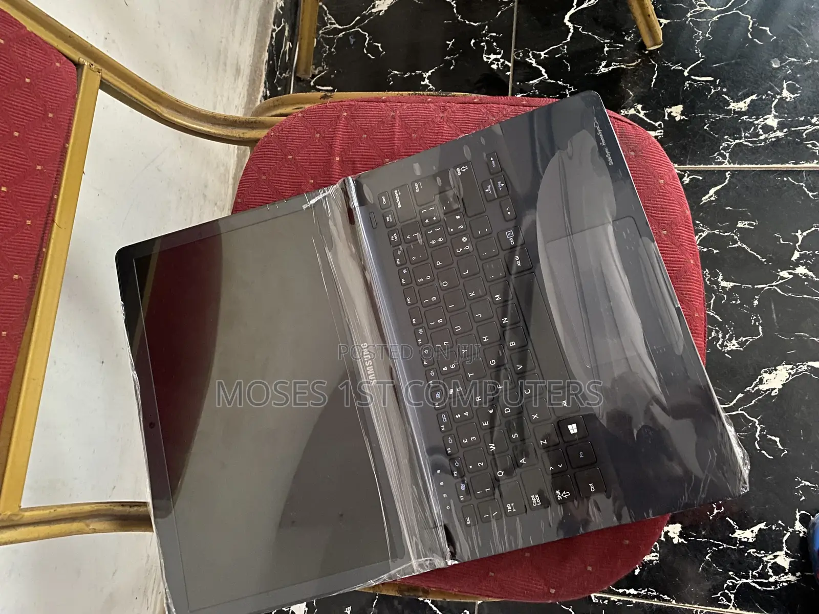 New Laptop Samsung 8GB SSD 128GB