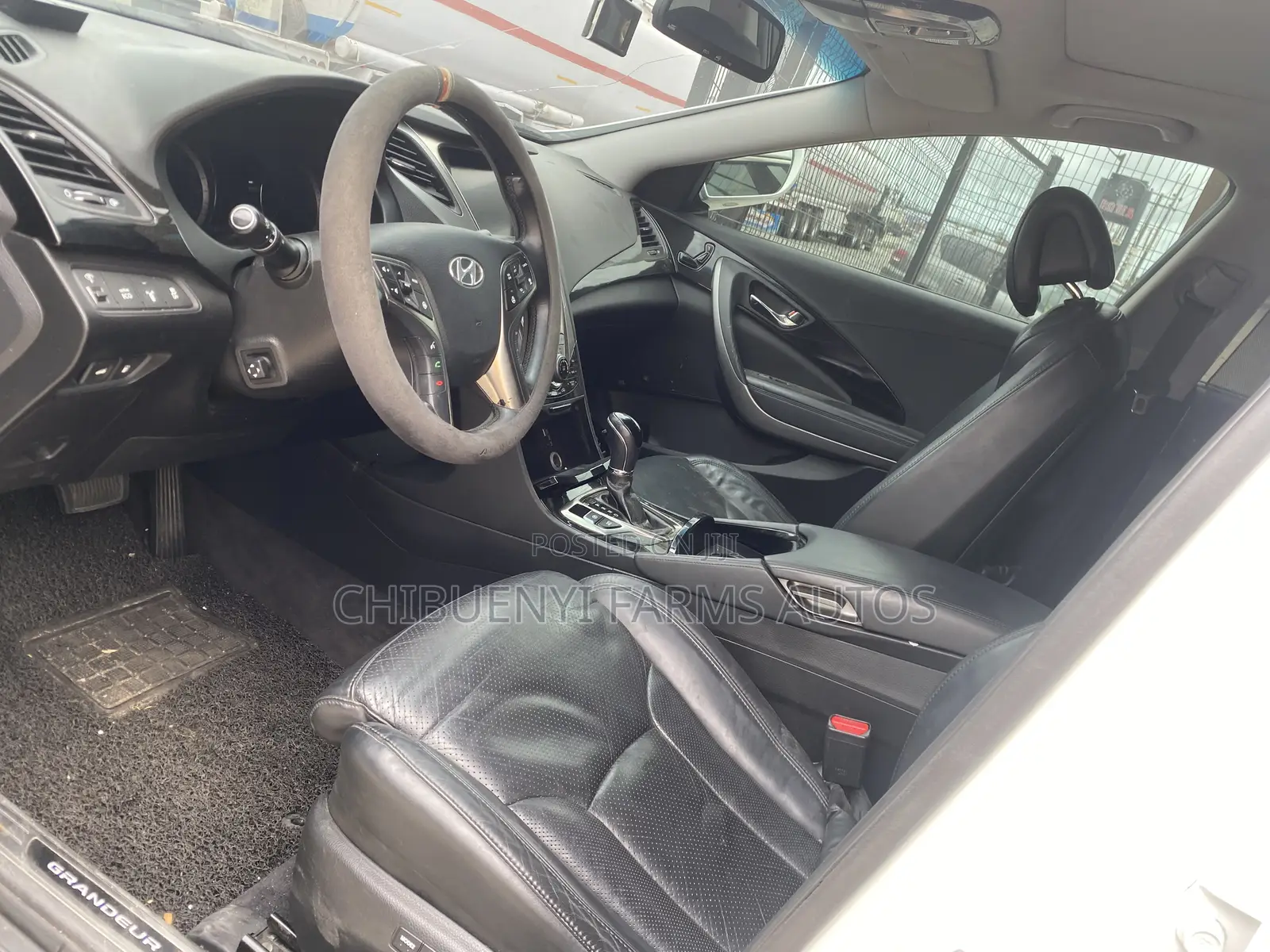 Hyundai Grandeur 2.2 CRDi 2011 White