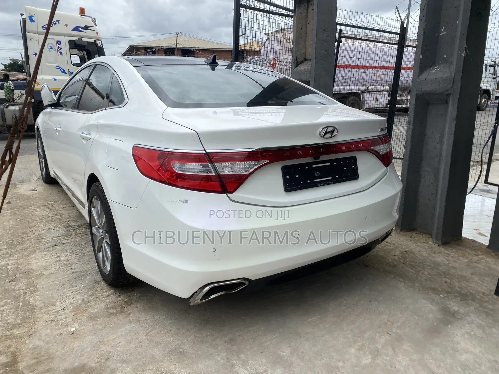 Hyundai Grandeur 2.2 CRDi 2011 White