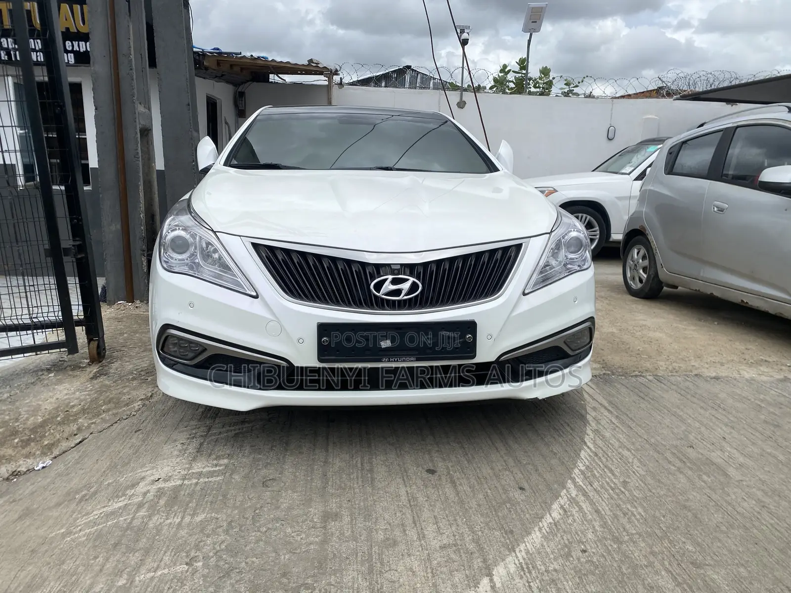Hyundai Grandeur 2.2 CRDi 2011 White