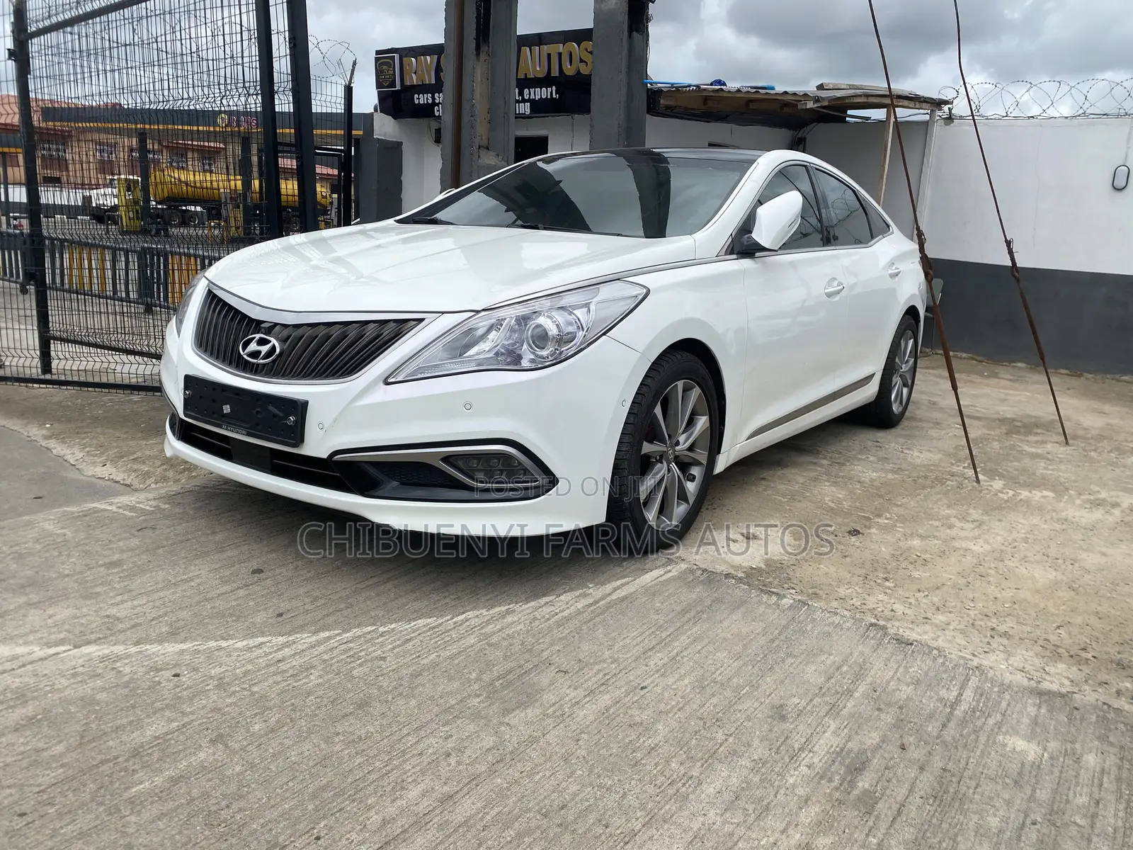 Hyundai Grandeur 2.2 CRDi 2011 White