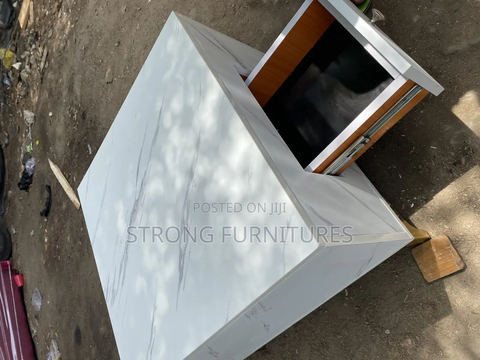 Box Center Table 2ft by 2ft