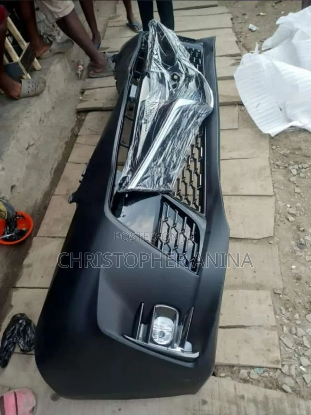 Complete Front Bumper Seinna 2018 Available