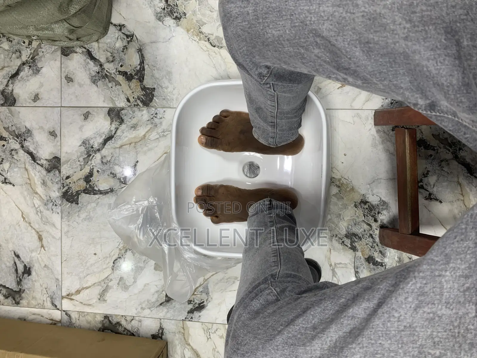 White Ceramic Pedicure/Counter Top Basin