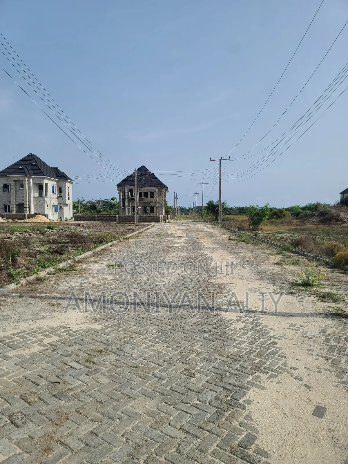 Dry Land in an Estate With C of O