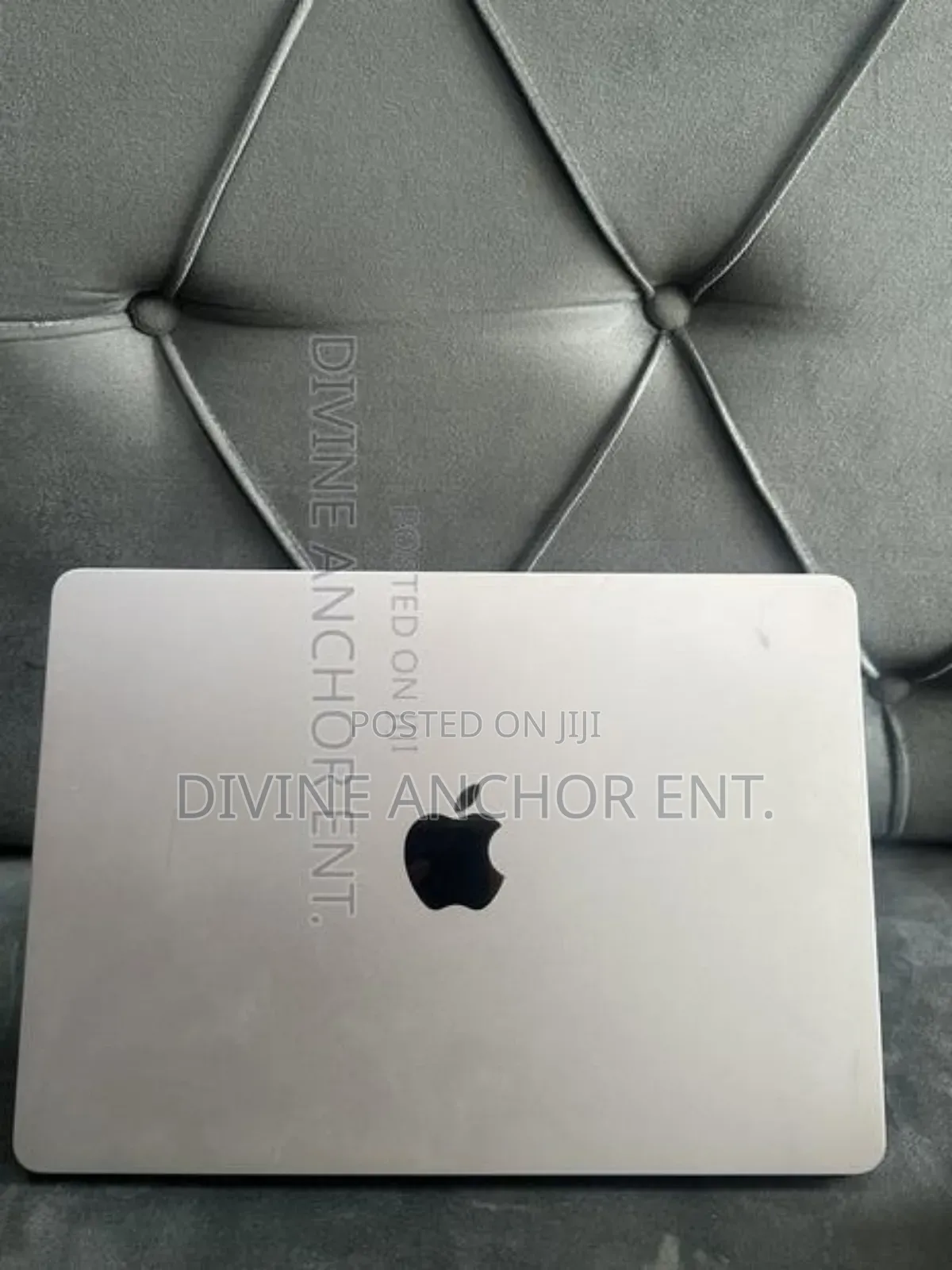 Laptop Apple MacBook Air 2024 M3 13-inch 16GB Apple M3 SSD 512GB