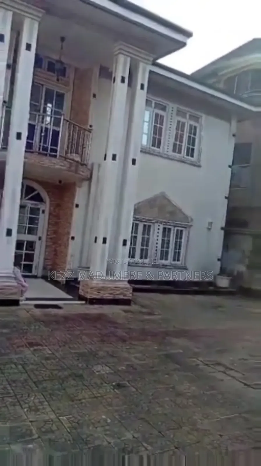 5bdrm Duplex in Sars Road, Port for sale