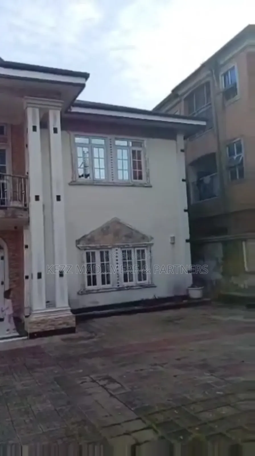 5bdrm Duplex in Sars Road, Port for sale