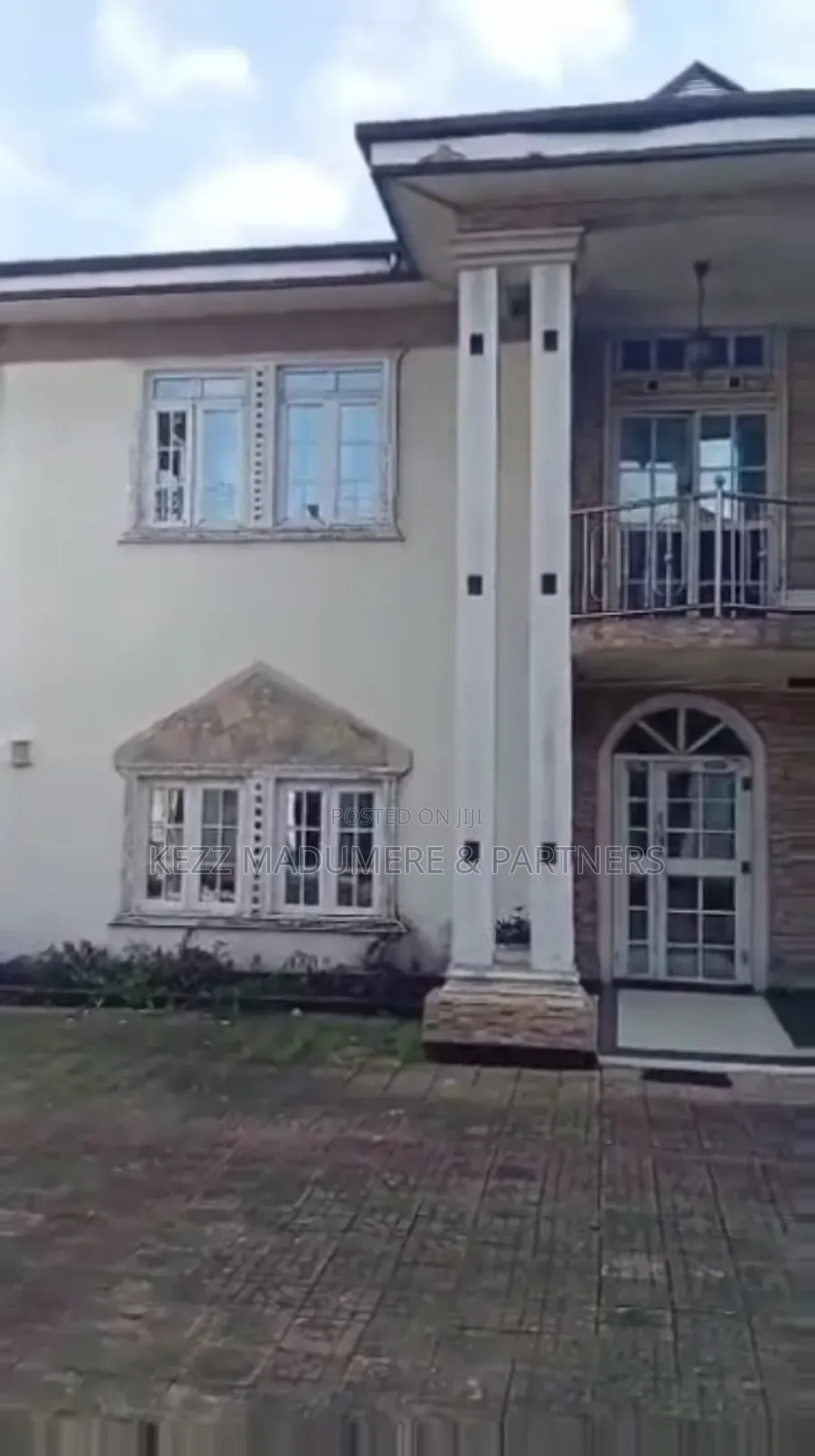 5bdrm Duplex in Sars Road, Port for sale