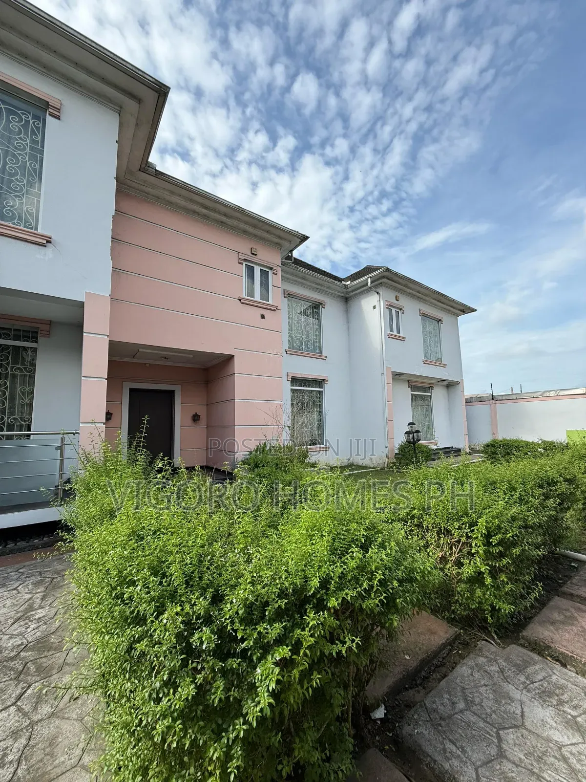 5bdrm House in Chinda, Port-Harcourt for sale