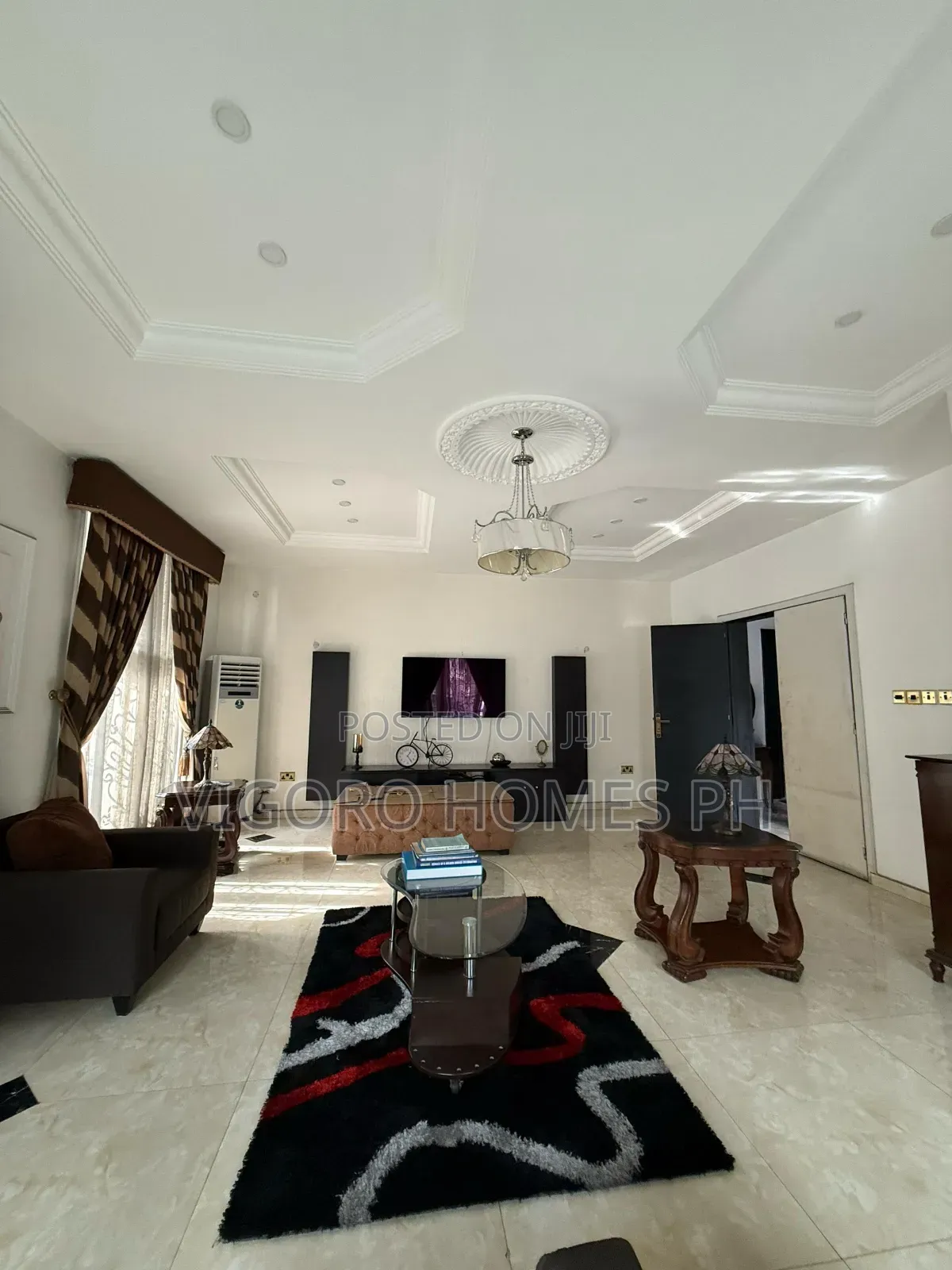 5bdrm House in Chinda, Port-Harcourt for sale