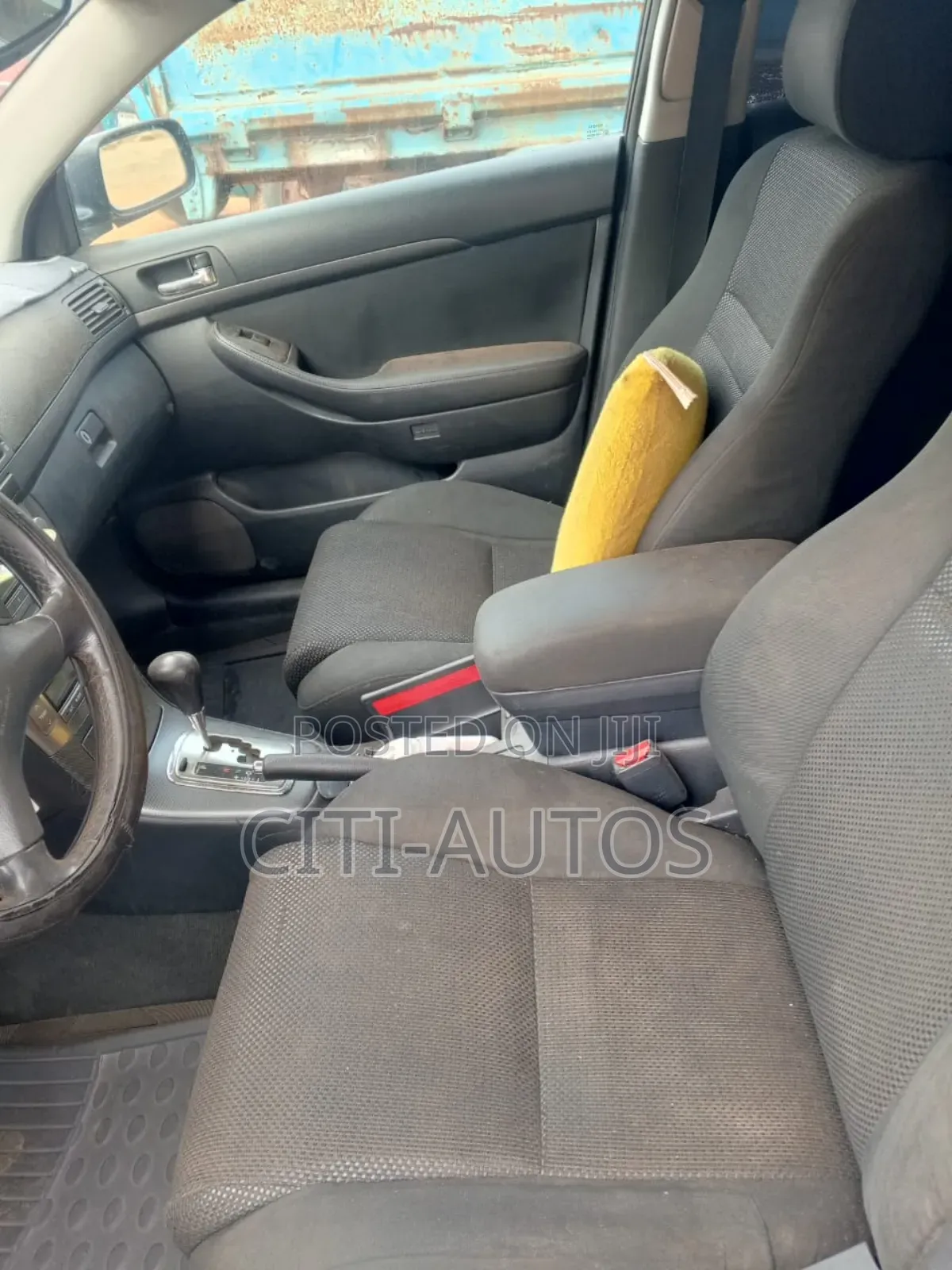 Toyota Avensis 2004 Gray