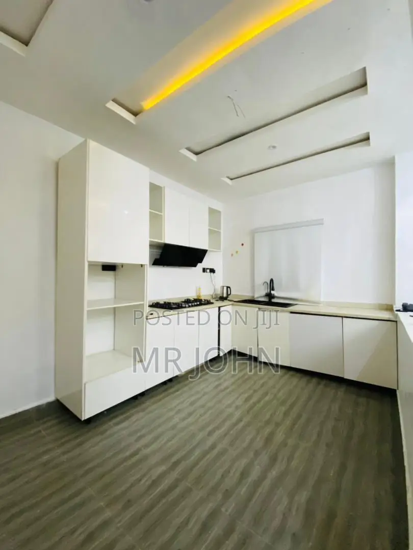 Furnished 2bdrm Apartment in Omalicha Pr, Lekki for sale
