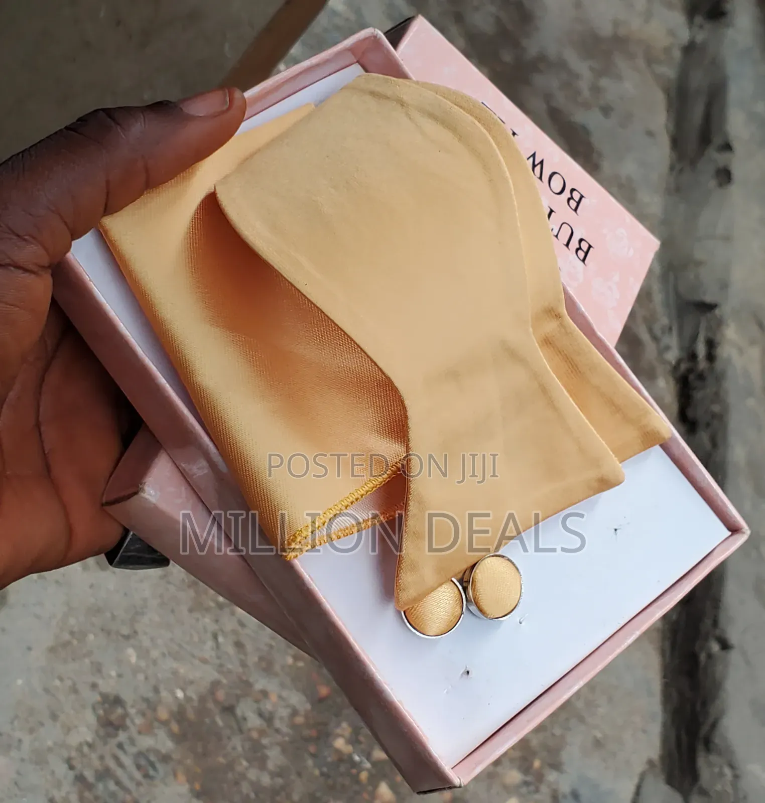 Classic Gold Self Knot Bow Tie Set