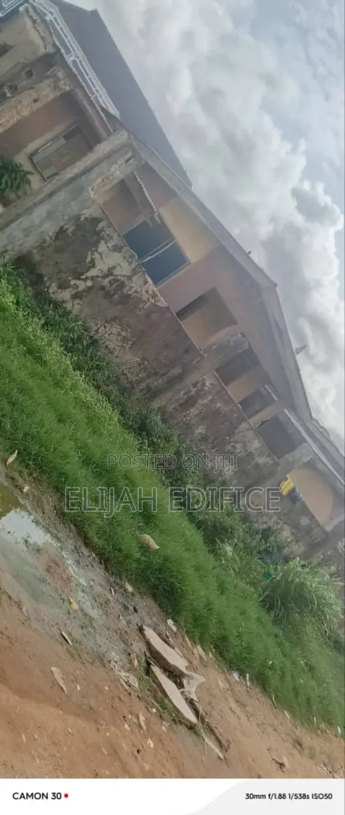 15bdrm Block of Flats in Ajegunle Alakuko for sale