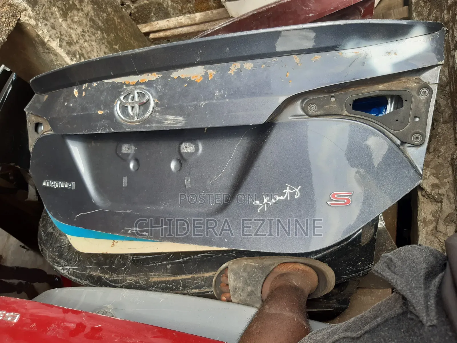 Toyota Corolla 2015 Model Empty Boot Sports