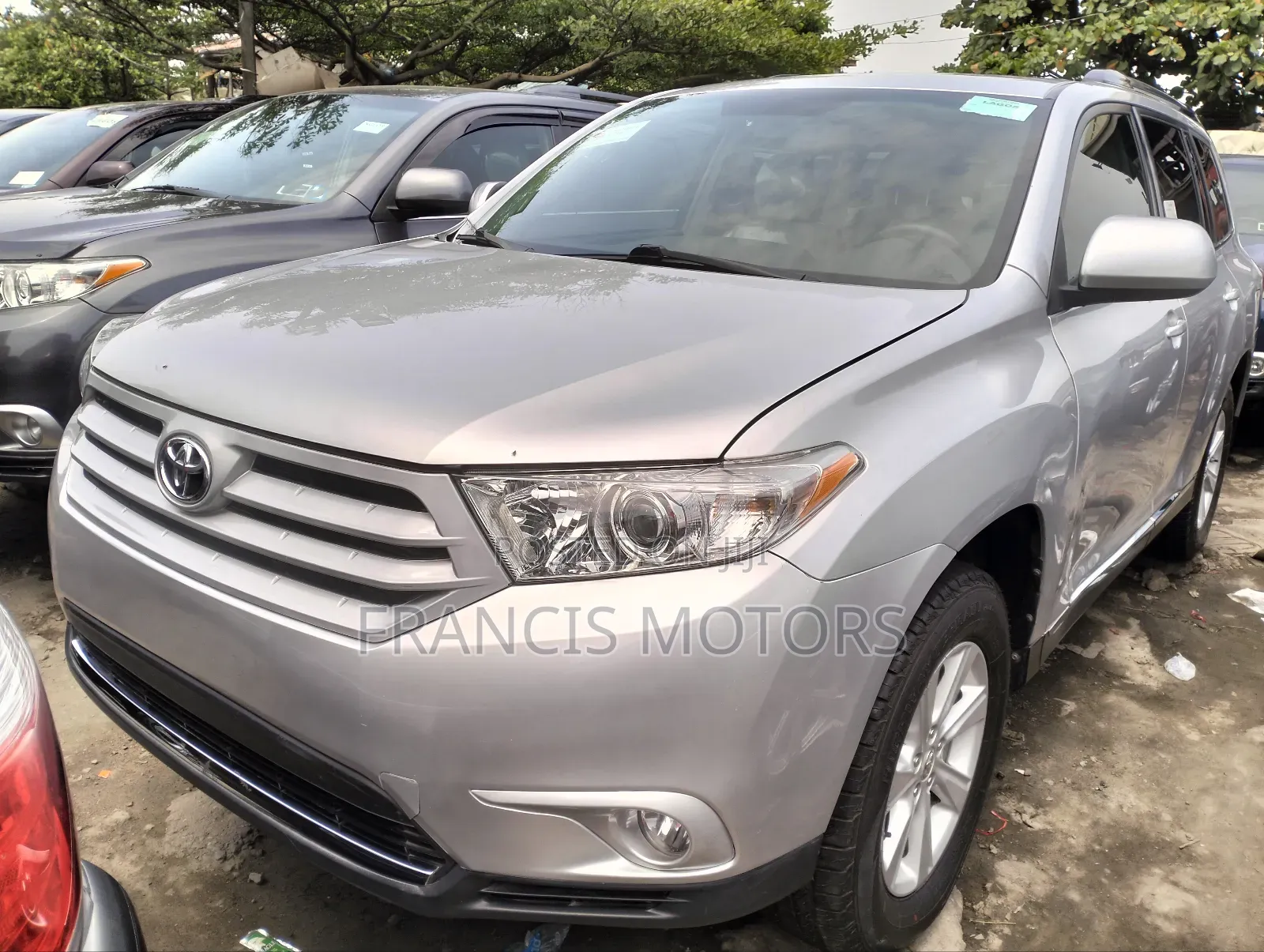 Toyota Highlander 3.5L 4WD 2013 Silver