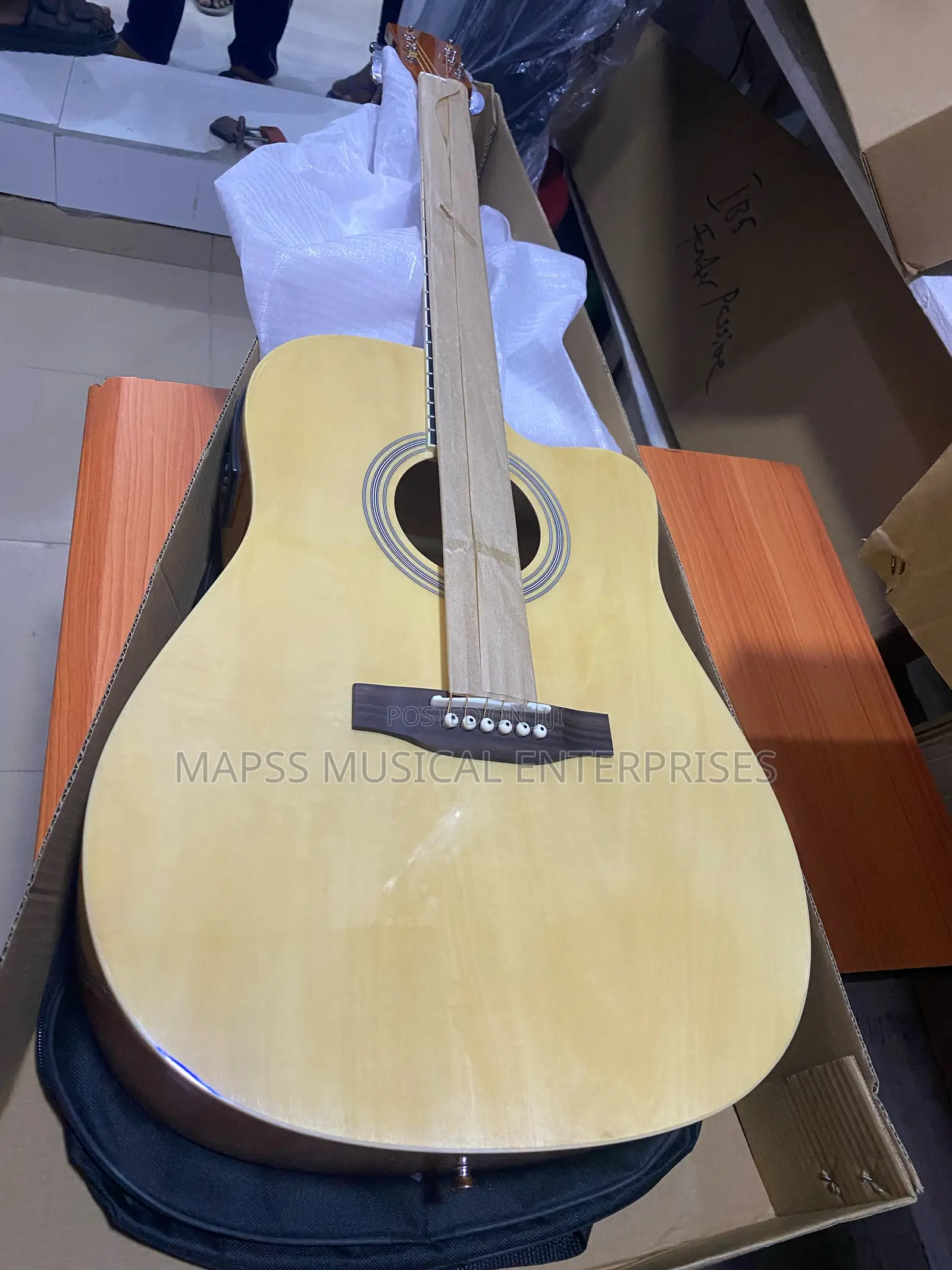 Smiger Semi Acoustic Guitar