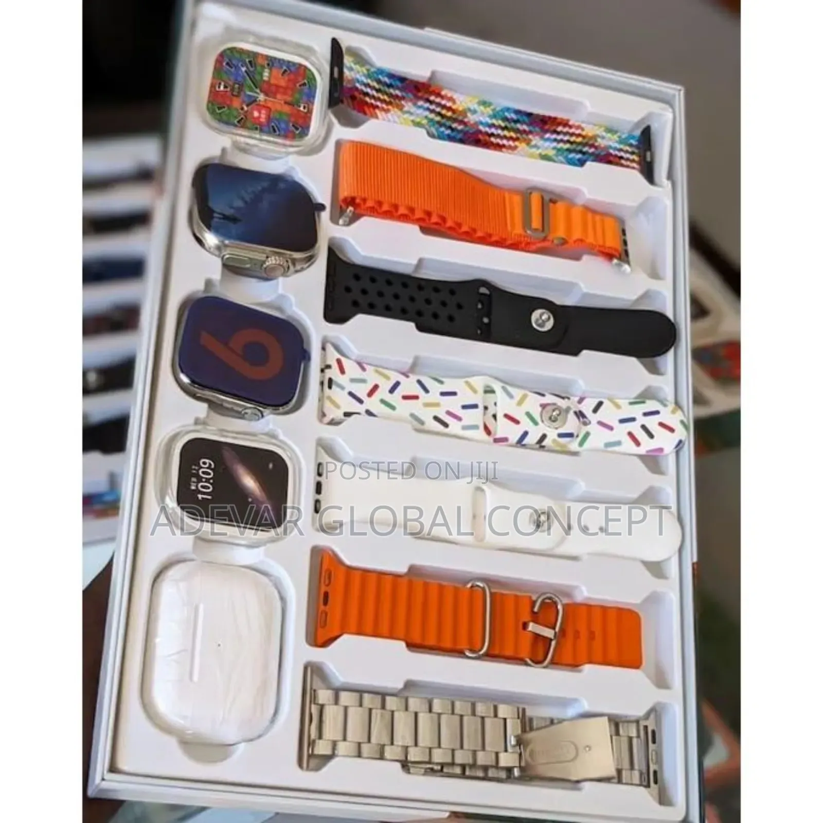 I60 Smartwatch 12 in 1 Set (Watch9 + Ultra 2)