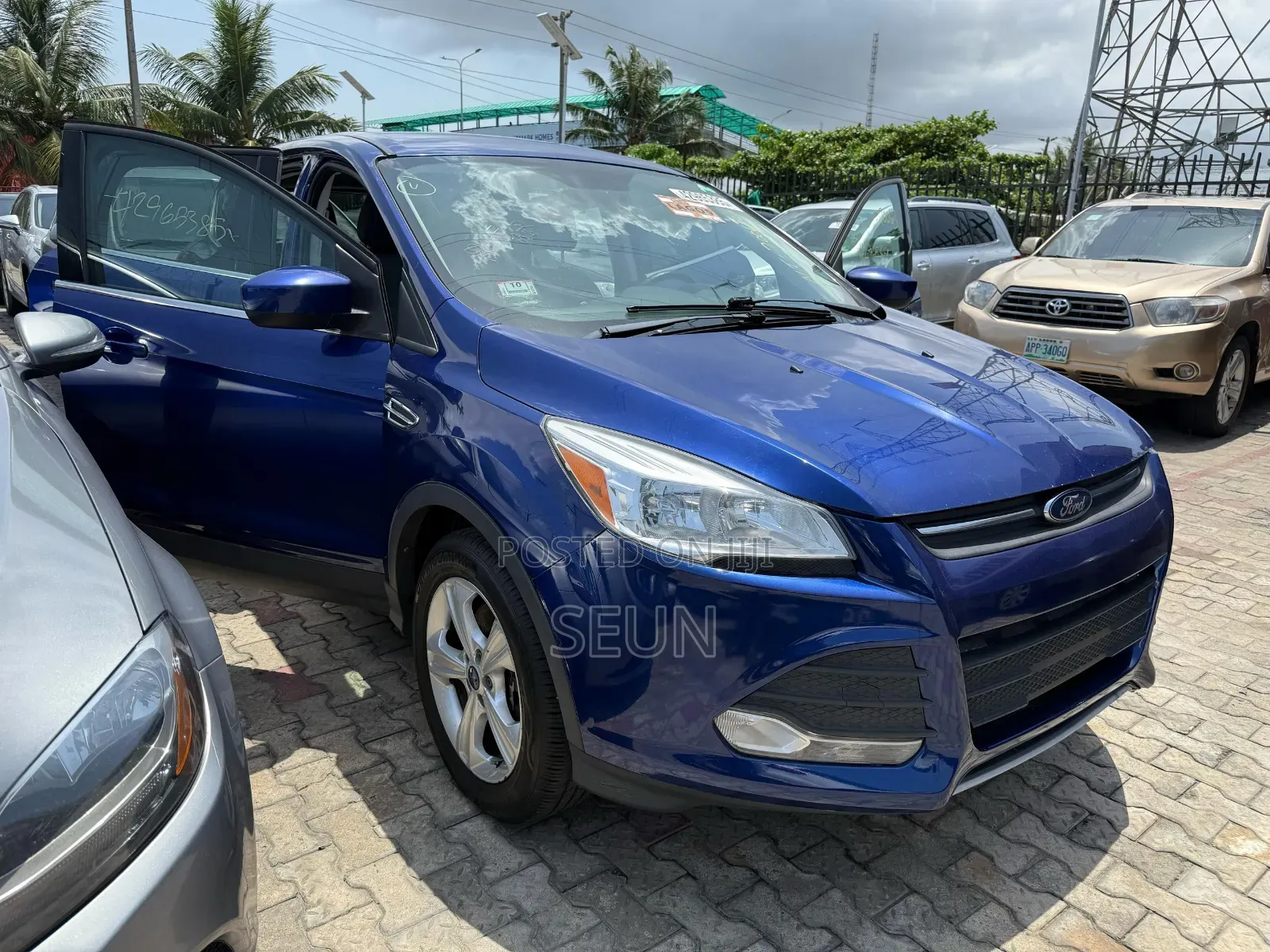 Ford Escape SE 4x4 2016 Blue