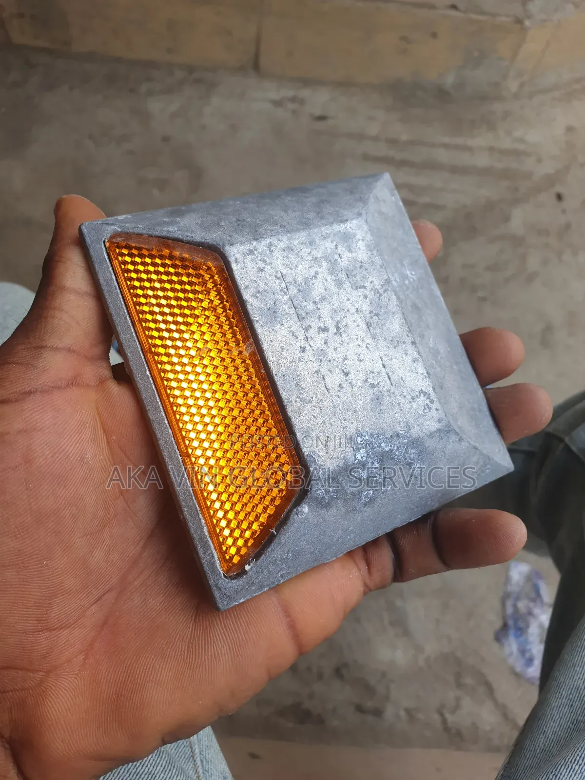 Aluminium Reflective Road Stud 43beads (1 Way and 2 Way)