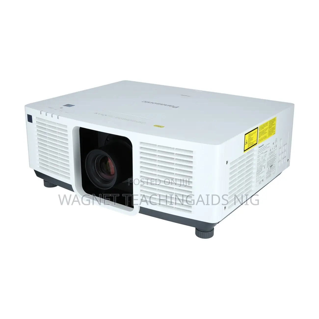 Panasonic Pt-mz882-w, 8200 Lumen Projector