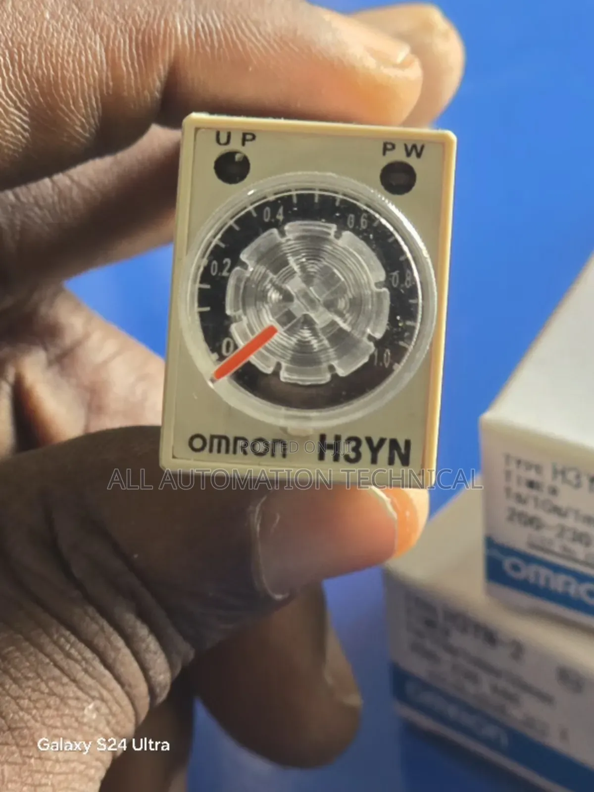 Omron Solid State Timer H3yn - 2 Ac 200- 230 V