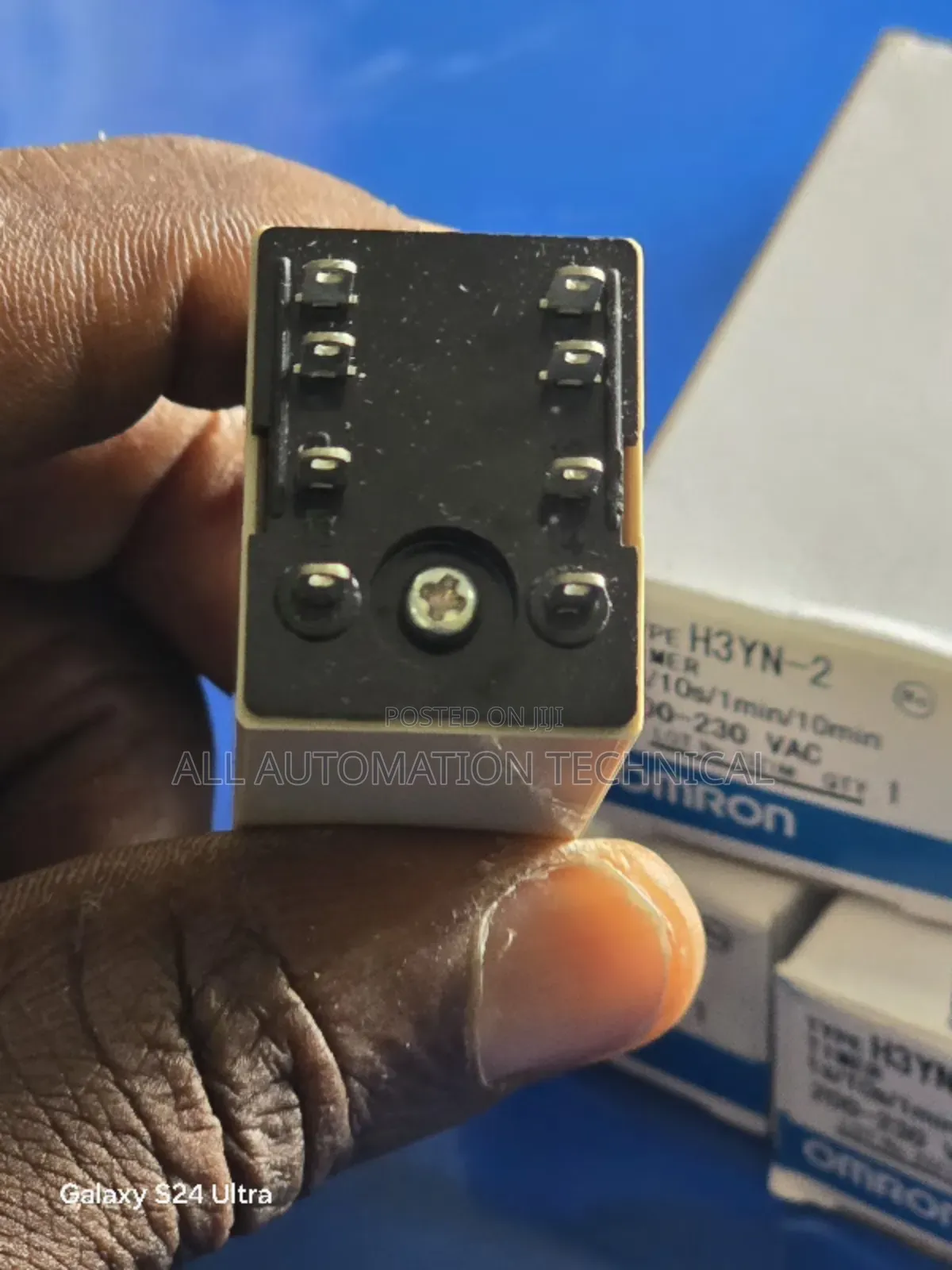 Omron Solid State Timer H3yn - 2 Ac 200- 230 V