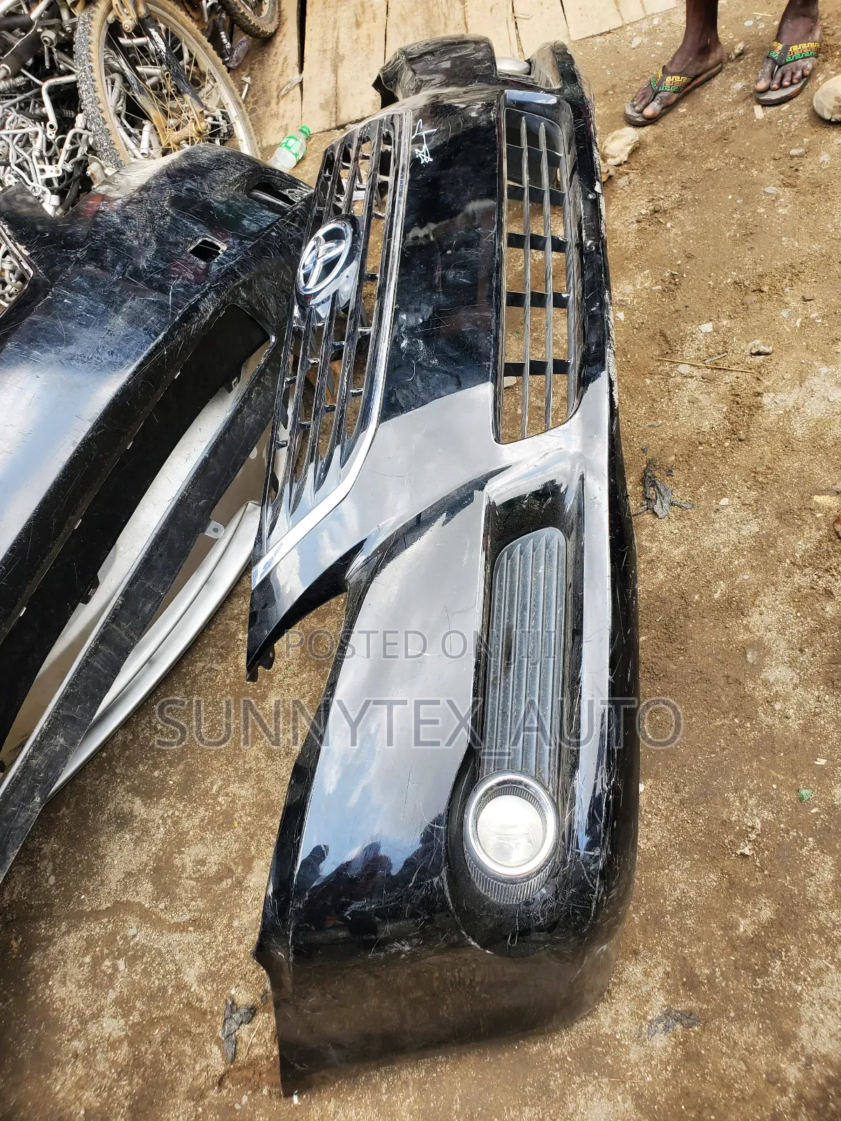 Complete Front Bumper Avalon 2008-2010