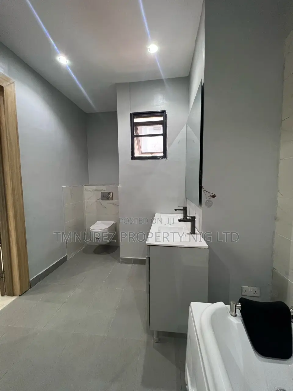 4bdrm Duplex in Admiralty, Lekki Phase 1 for rent