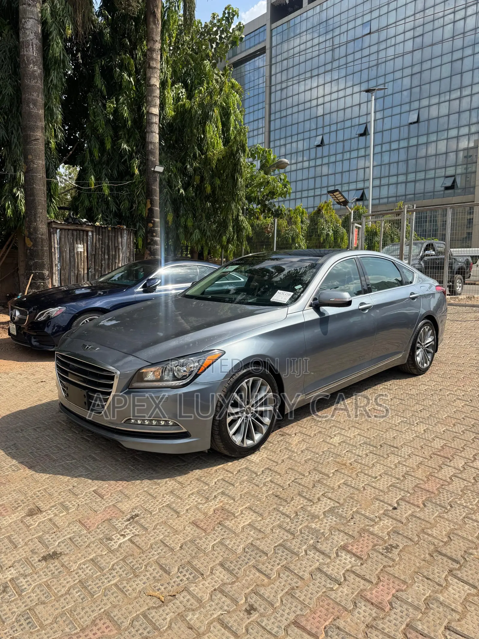 Hyundai Genesis 2016 Gray