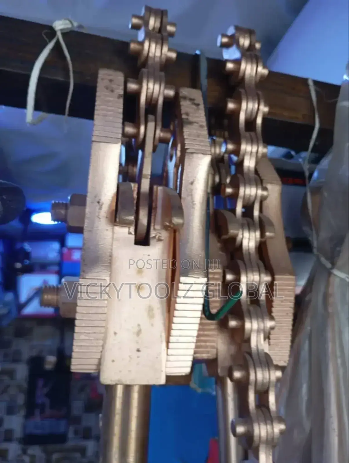 Brass Chain Tong