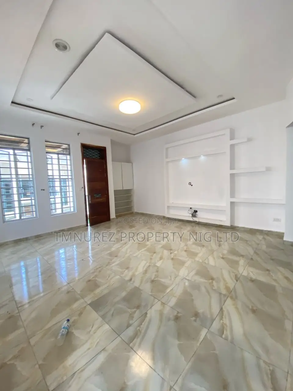 Studio Apartment in Oral Estate, Chevron for rent