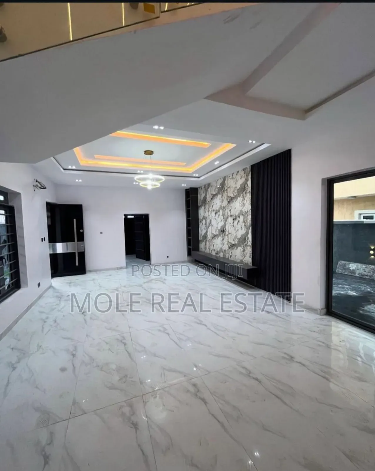 Furnished 5bdrm Duplex in Leki, Ologolo for sale