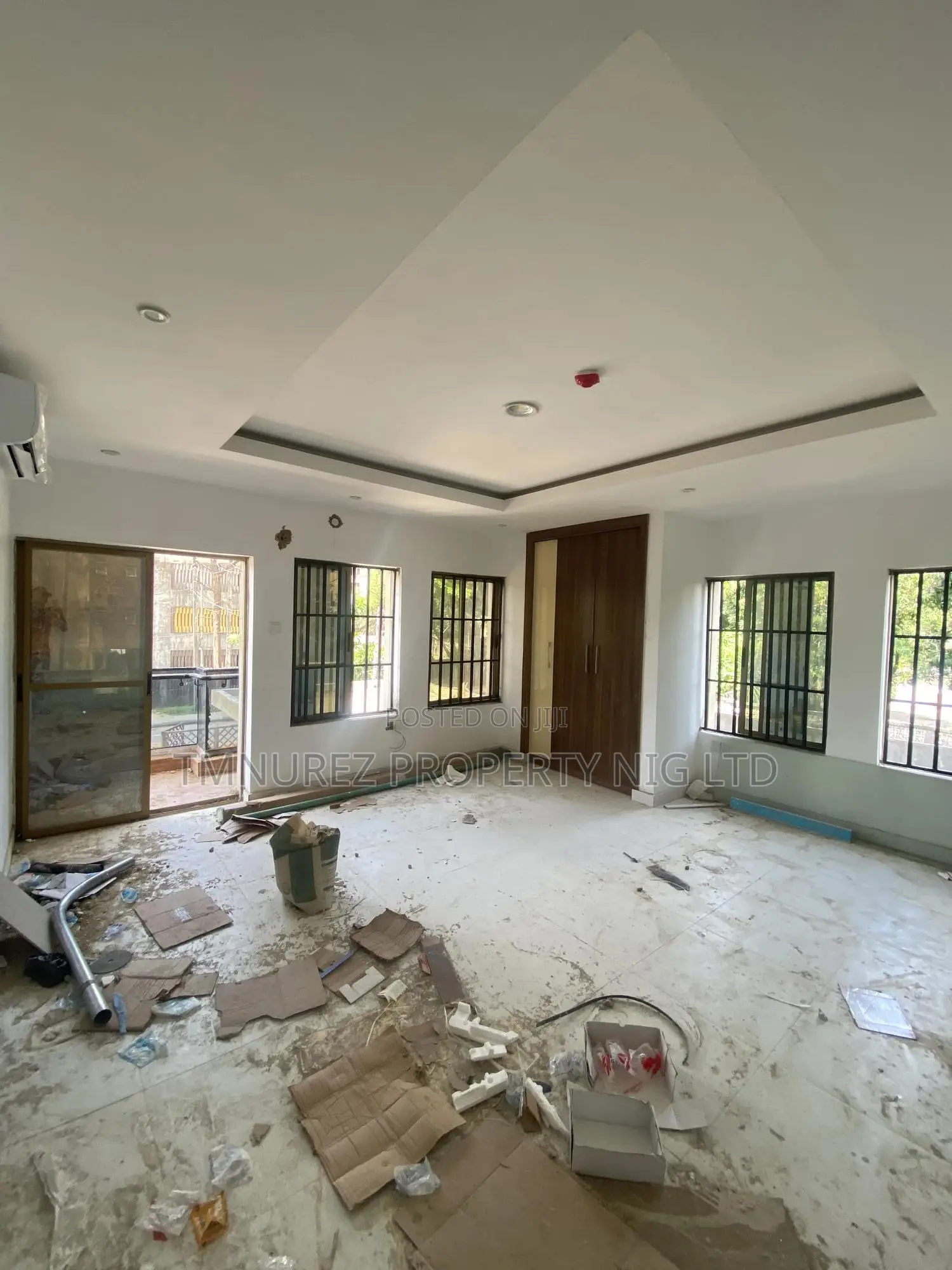 3bdrm Apartment in Victoria Island for rent