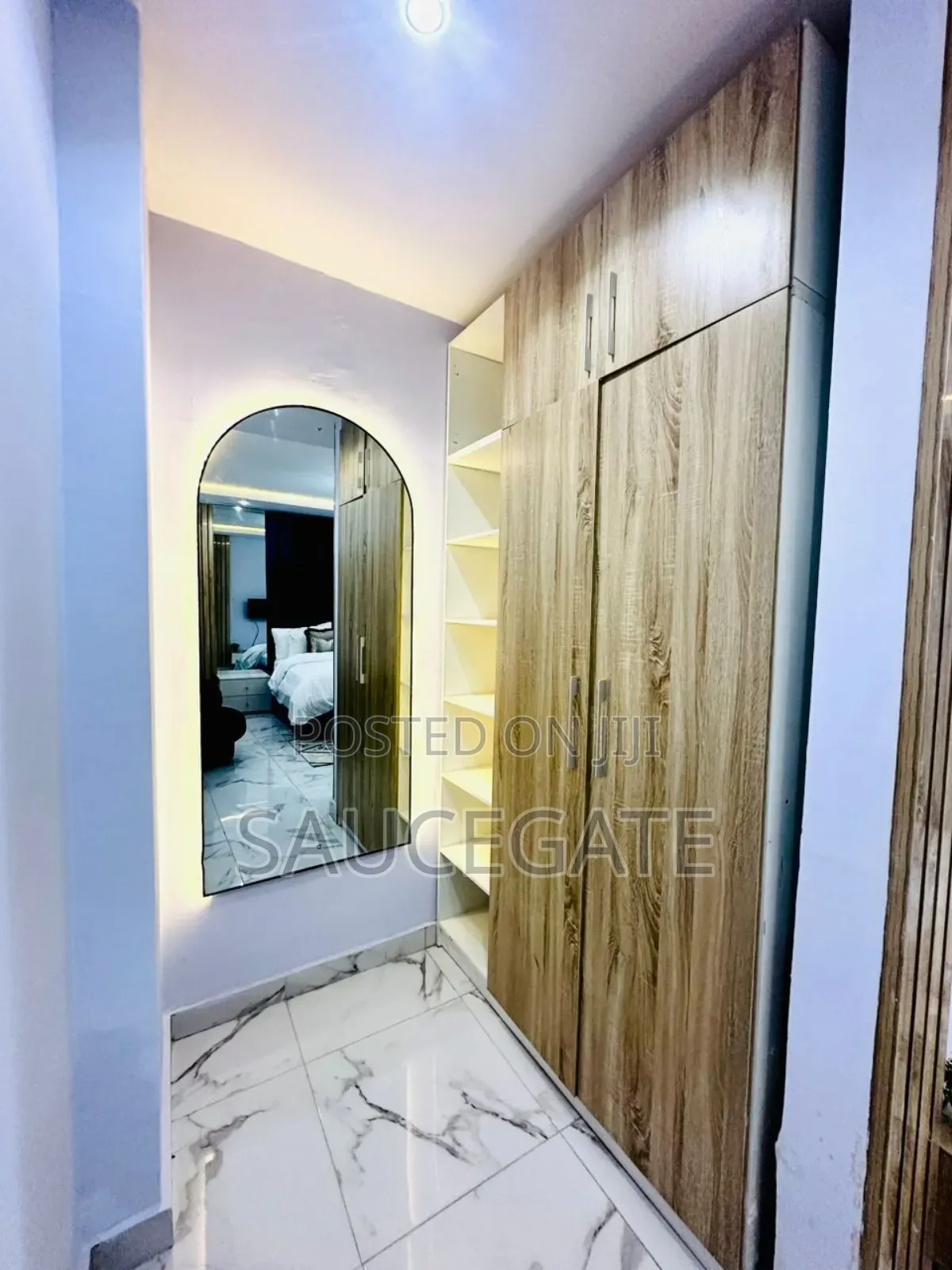 Furnished 2bdrm Block of Flats in Lekki Phase 1 for rent