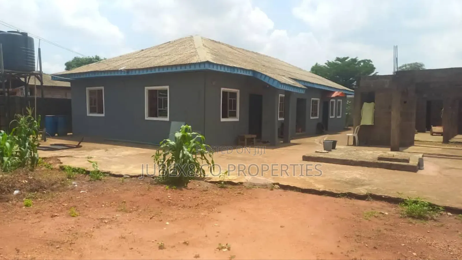2bdrm Bungalow in Iyana Iyesi, Ado-Odo/Ota for sale