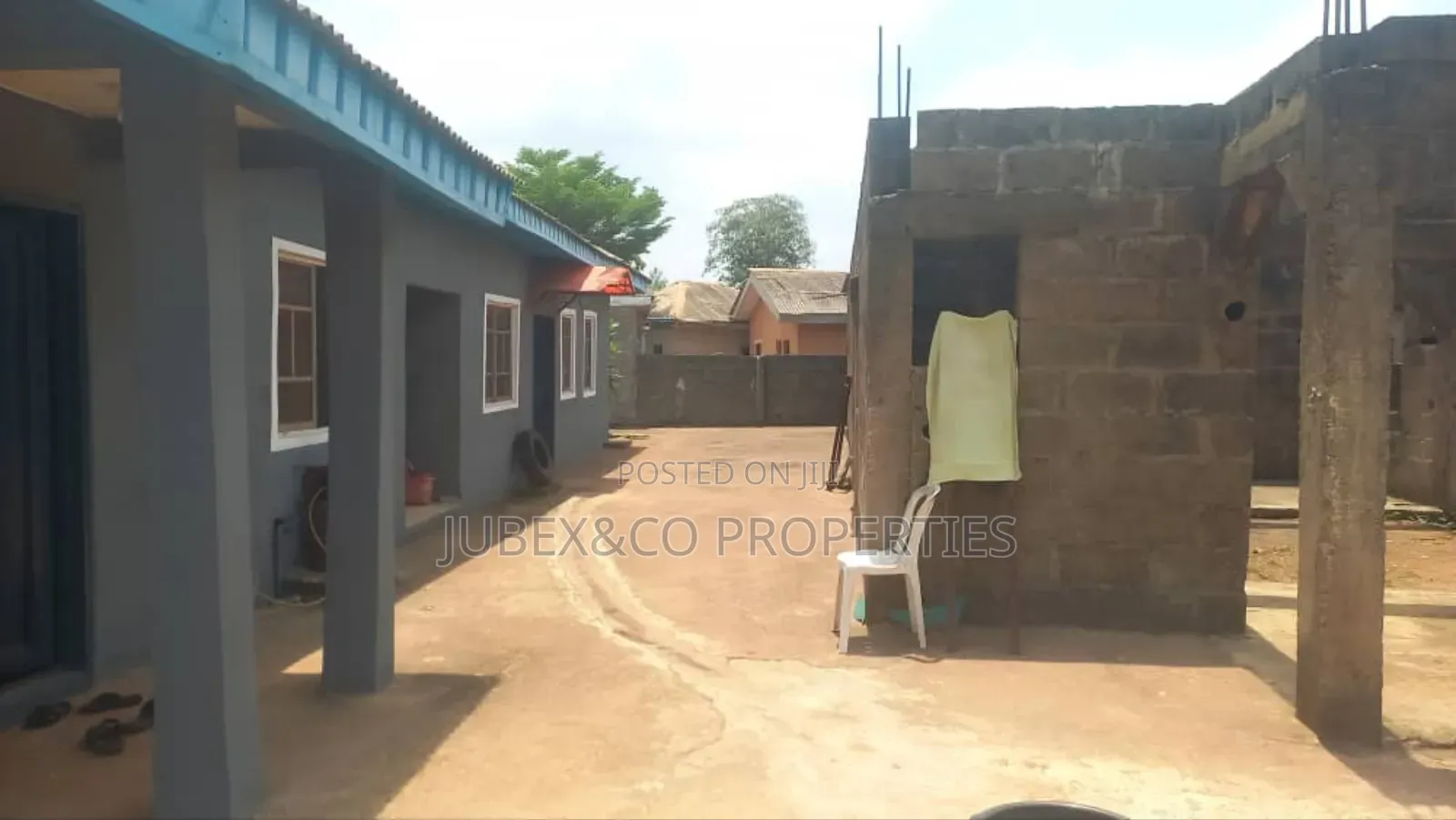 2bdrm Bungalow in Iyana Iyesi, Ado-Odo/Ota for sale