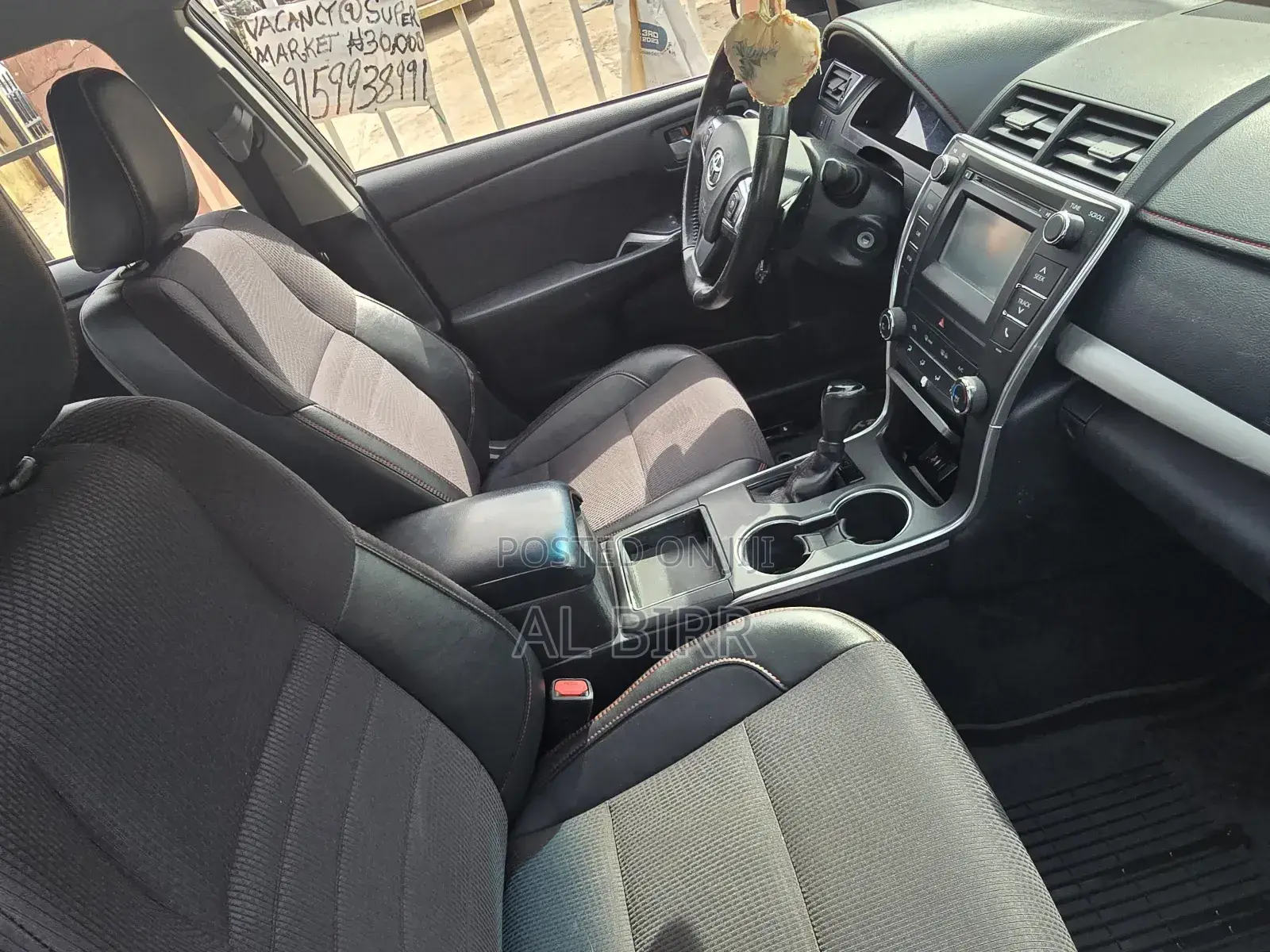 Toyota Camry SE 4dr Sedan (2.5L 4cyl 6A) 2017 Gray