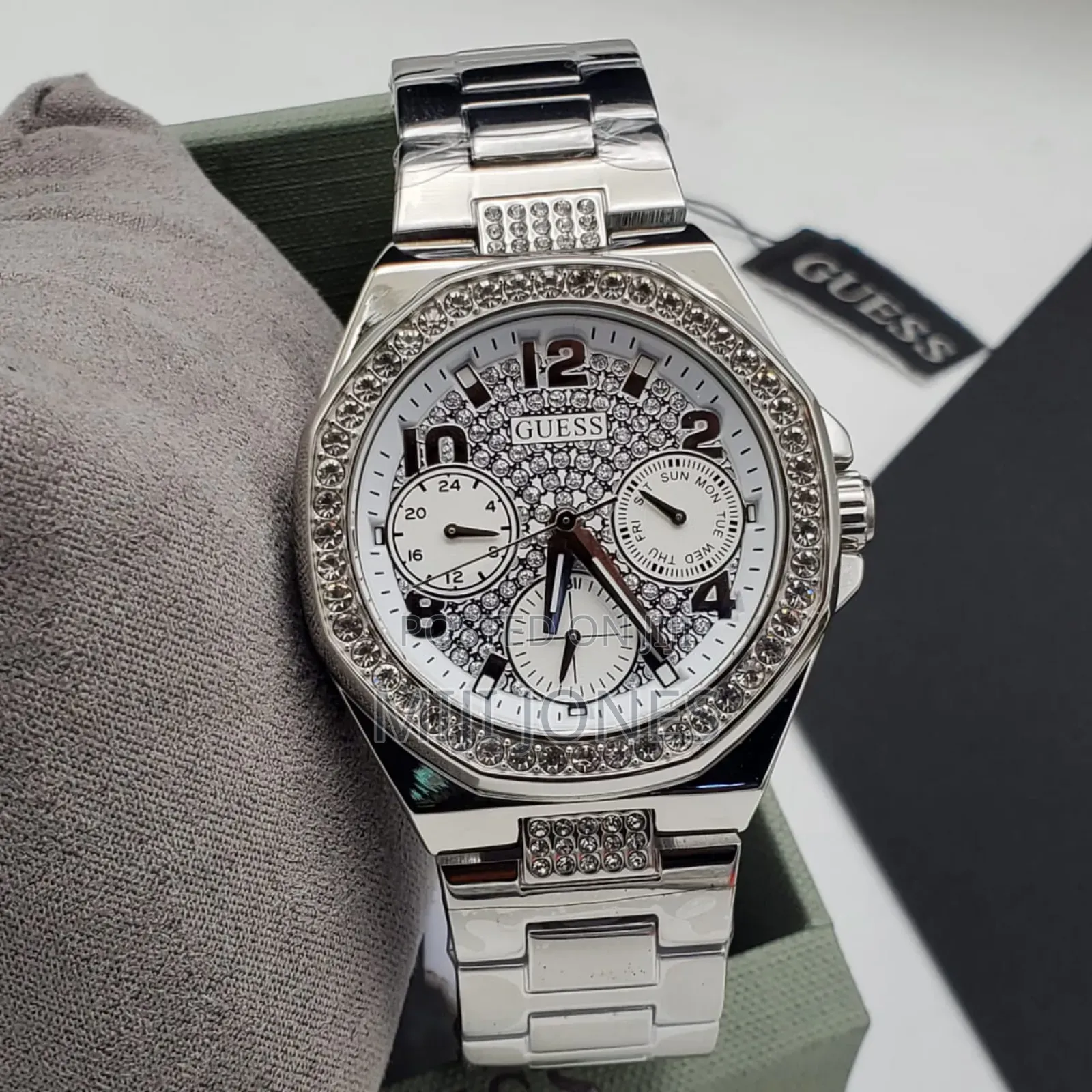 Guess Unisex Chain Watches