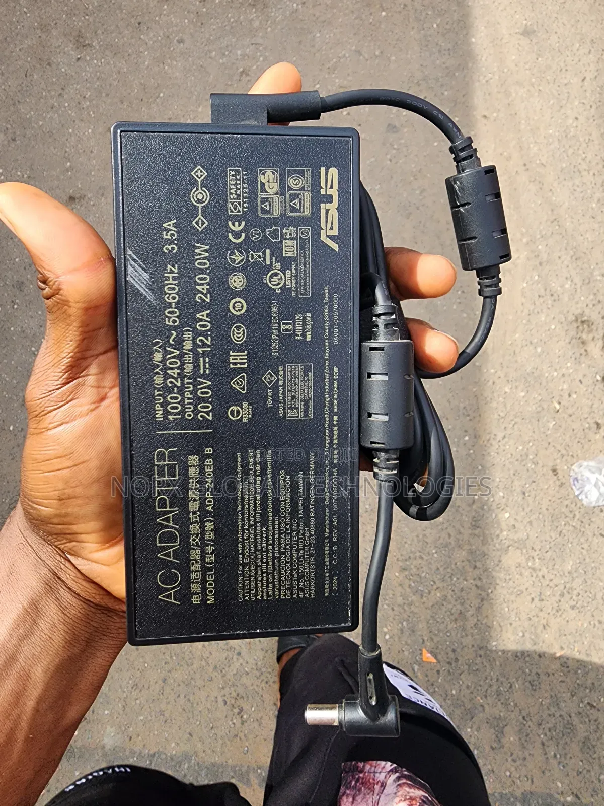 240w Asus Rog Power Adapter