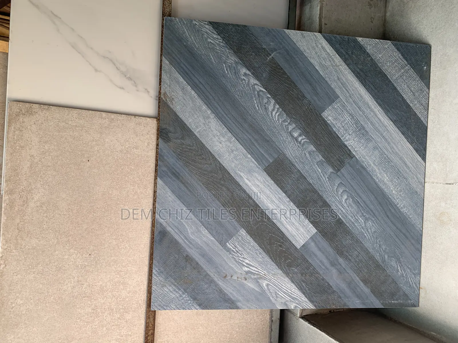 60cm * 60cm Grey Tiles