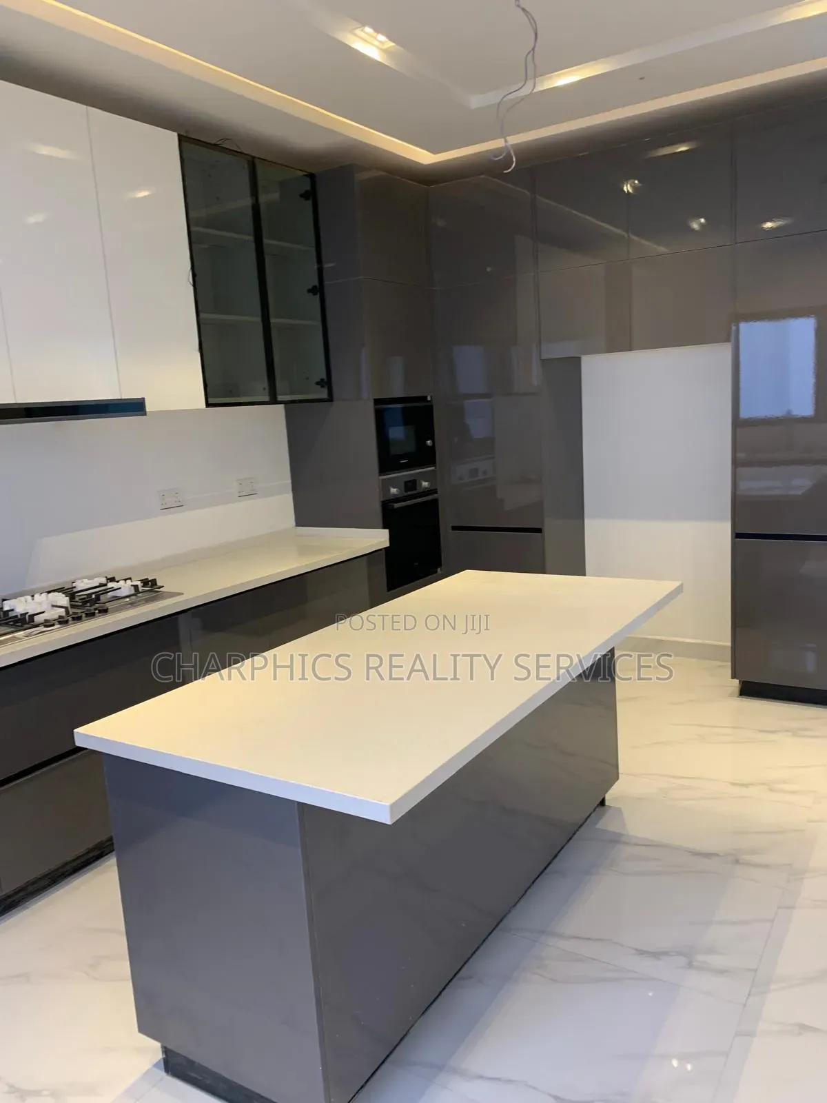 5bdrm House in Ikoyi for sale