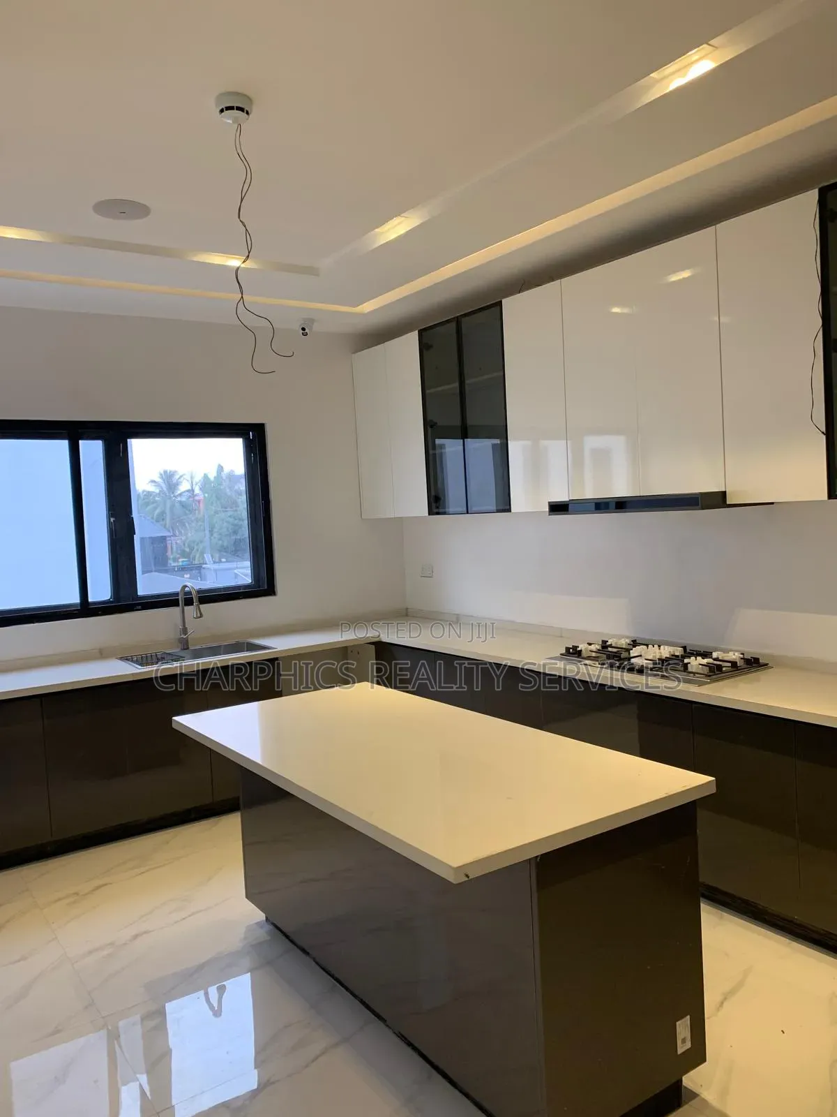 5bdrm House in Ikoyi for sale